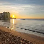 Sol Y Mar Escape Bergantin تورّيفيِخا